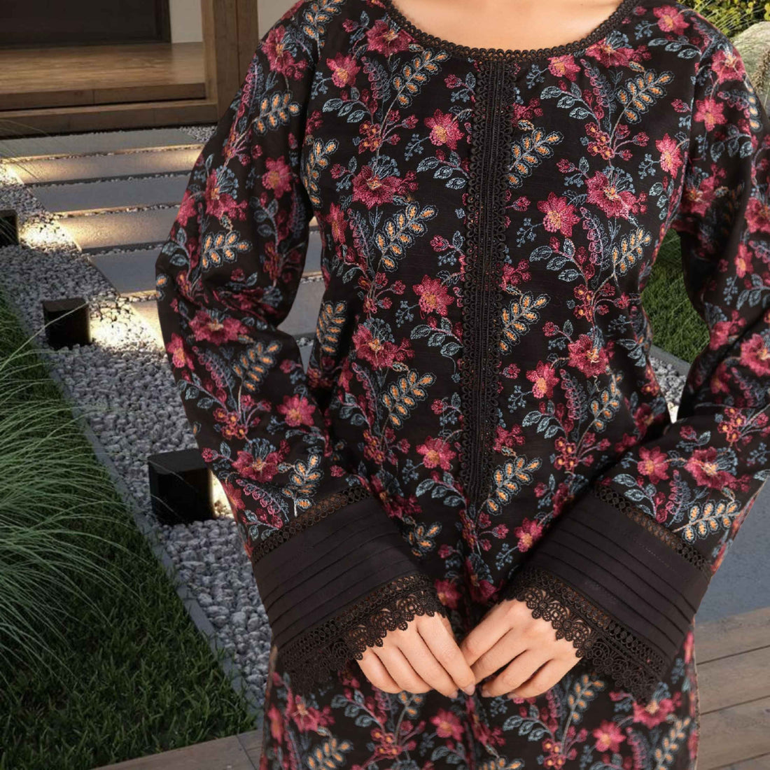 Breeze Luxury Premium Embroidered Lawn - Vol. 39